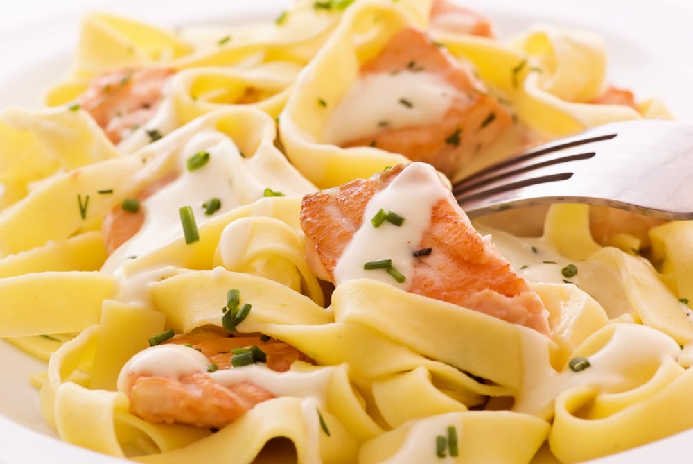 Recette tagliatelles au saumon à la sauce à la crème et au citron